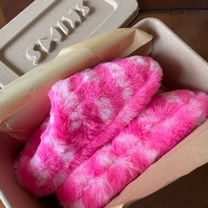 [SOLD] Skims slippers
